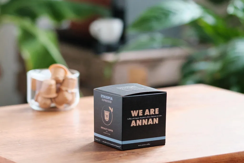 Coffee Annan Kaffeekapseln Ethiopia Espresso | 100% Biobasiert | Nespresso® Kompatibel | 20 Holzkapseln 1 Coffee Annan Kaffeekapseln Ethiopia Espresso | 100% Biobasiert | Nespresso® Kompatibel | 20 Holzkapseln